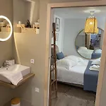 Au Petit Manoir Socx