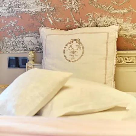 Bed and breakfast Au Petit Manoir 4*