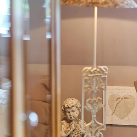 Bed and breakfast Au Petit Manoir 4*