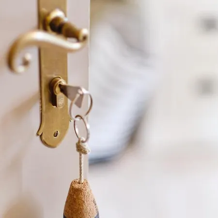 Bed & Breakfast Au Petit Manoir 4*