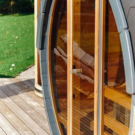 Bed & Breakfast Au Petit Manoir