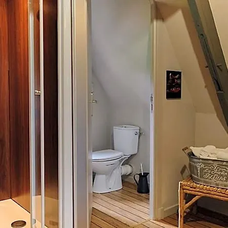Au Petit Manoir 4*