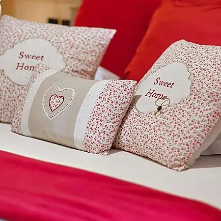 Bed & Breakfast Au Petit Manoir