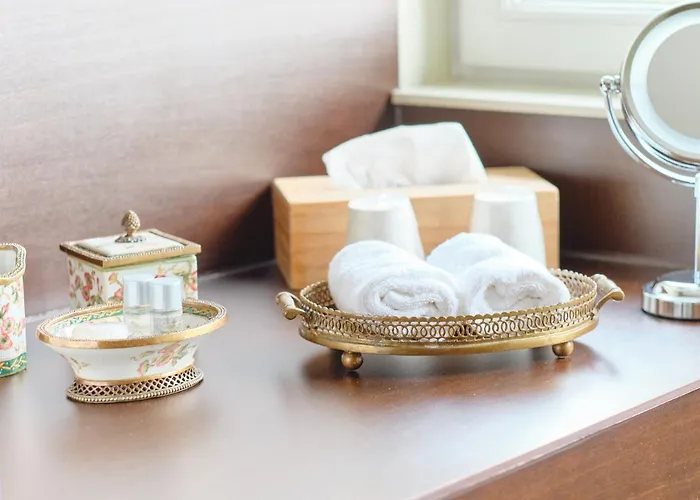 Au Petit Manoir 4* Socx