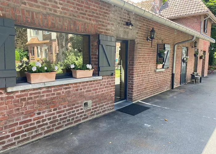 Au Petit Manoir 4* Socx